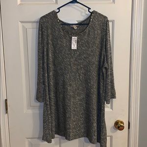 Dressbarn Tunic length sweater